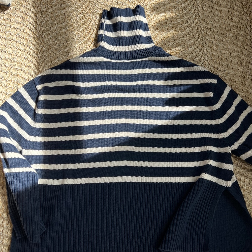 GAP oversized Navy and Cream Striped Sweater SzM